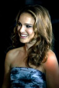 Natalie Portman speaks Hebrew