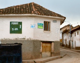 Sign on the way to Moray, Peru